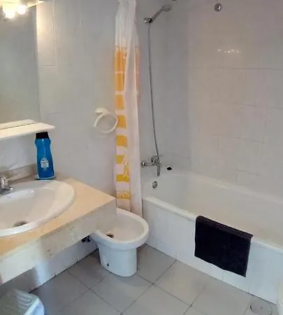 Un Frente Playa * 엘메다노